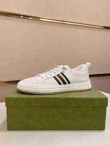 Código de zapato de hombre GUCCI: 0525B30 Talla: 38-44