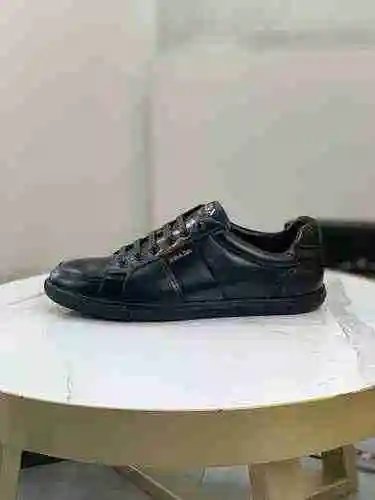 Código de calzado Prada para hombre: 0521C30 Talla: 38-44 (45 se puede personalizar)