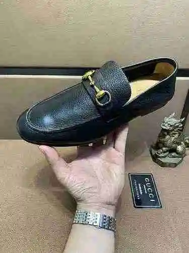 Zapato GUCCI para hombre Código: 0521B90 Talla: 38-44