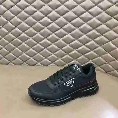 Zapato Prada Hombre Código: 0530B60 Talla: 38-44