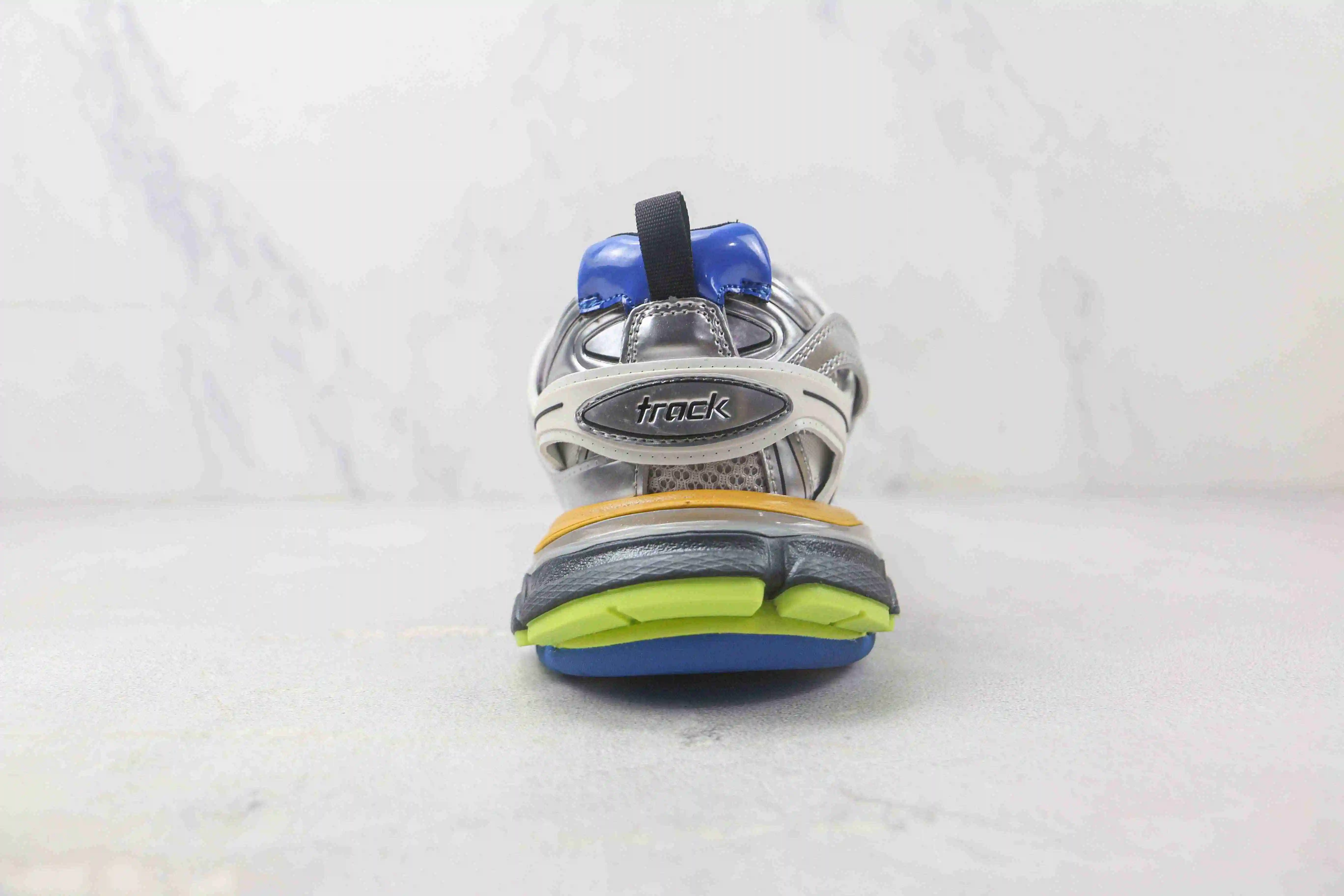 巴黎世家三代 (2 - 9).webp