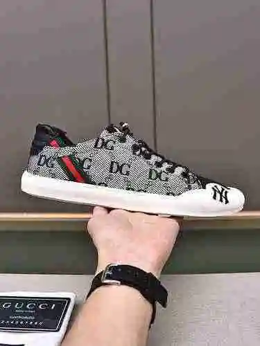Código de zapato de hombre GUCCI: 0602B40 Talla: 38-44