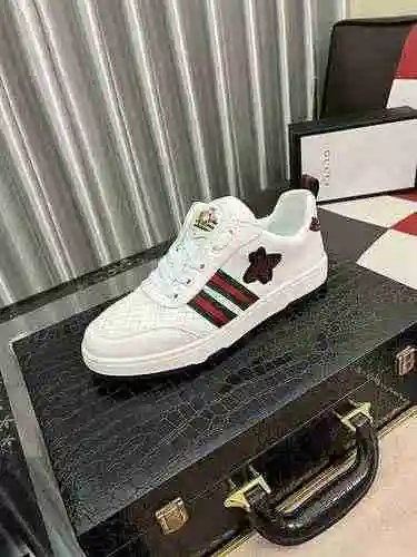 Código de zapato de hombre GUCCI: 0528B30 Talla: 38-44
