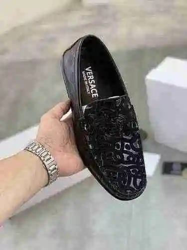 Zapato Versace Hombre Código: 0521B40 Talla: 38-44 (45 personalizados sin devolución ni cambio)