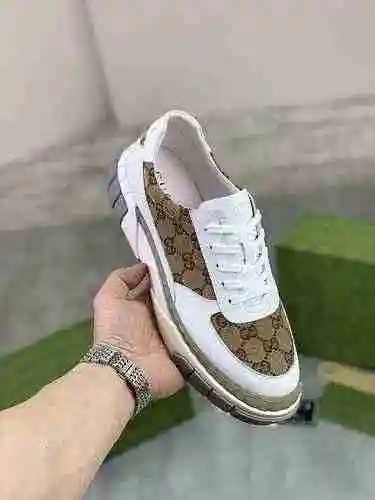 Código de zapato de hombre GUCCI: 0521B50 Talla: 38-44
