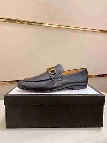 Zapato GUCCI para hombre Código: 0525C70 Talla: 38-44