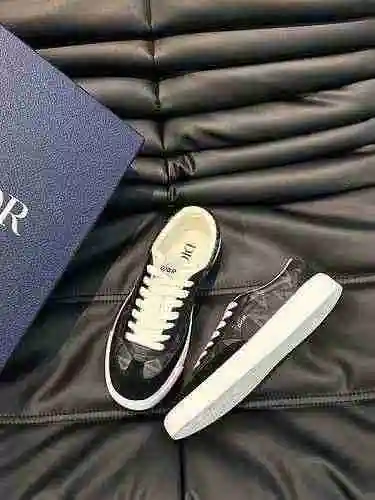 Código de zapato de hombre Dior: 0520B40 Talla: 38-44 (45 46 hecho a medida)