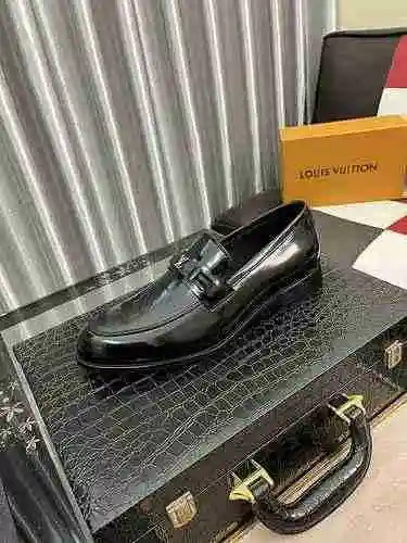 Zapato LV Hombre Código: 0528C20 Talla: 38-44