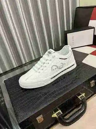 Zapato GUCCI para hombre Código: 0608B50 Talla: 38-44