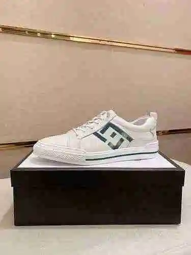 Zapato GUCCI para hombre Código: 0525B50 Talla: 38-43