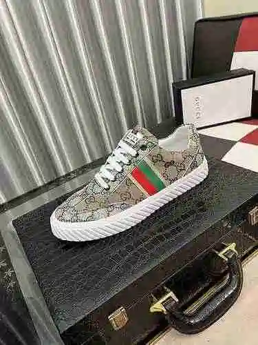 Zapato GUCCI Hombre Código: 0608B30 Talla: 38-44