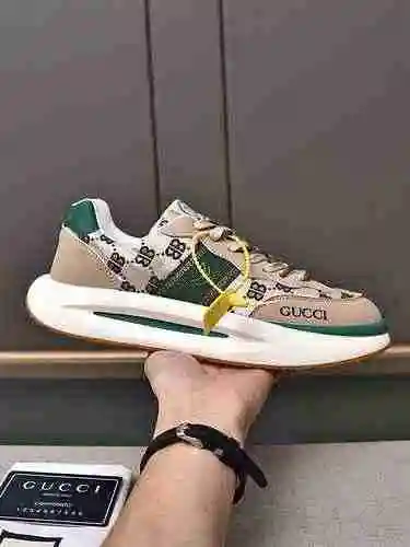 Código de zapato de hombre GUCCI: 0704B50 Talla: 38-44 (45 46 hecho a medida)