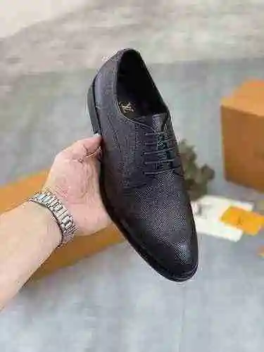 Código de zapato LV para hombre: 0521B60 Talla: 38-44 (45 se puede personalizar)