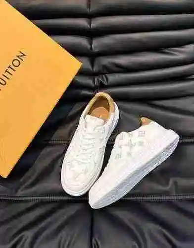 Zapato LV Hombre Código: 0530B40 Talla: 38-44 (personalizado al 45)
