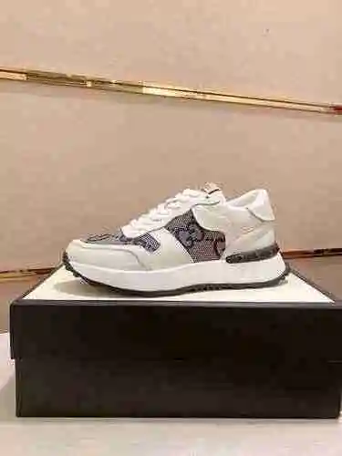Código de zapato de hombre GUCCI: 0525B60 Talla: 38-44
