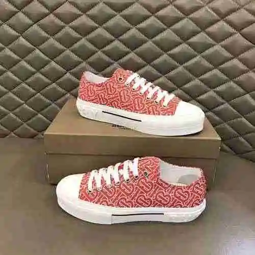 Zapato Burberry Hombre Código: 0216B40 Talla: 38-44 (45 personalizados sin devolución ni cambio)