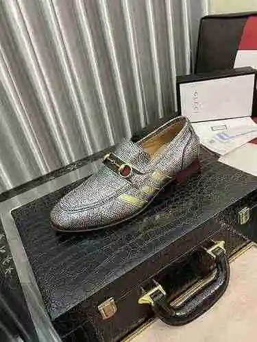 Zapato GUCCI para hombre Código: 0616C00 Talla: 38-44