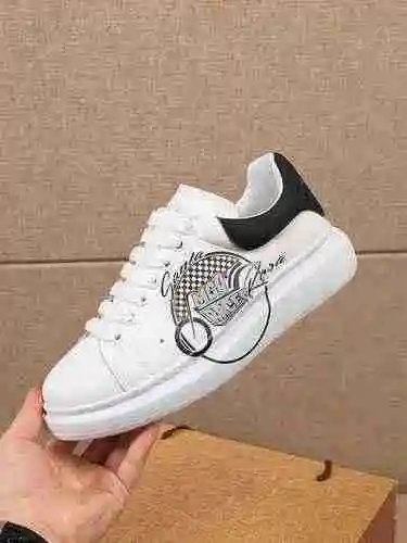 1139220 Los últimos zapatos blancos pequeños para hombre de McQueen 38-44