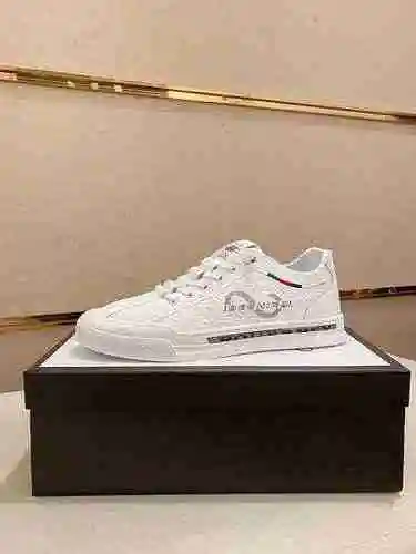 Código de zapato de hombre GUCCI: 0525B50 Talla: 38-44