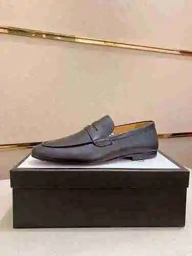 Zapato GUCCI para hombre Código: 0525C70 Talla: 38-44