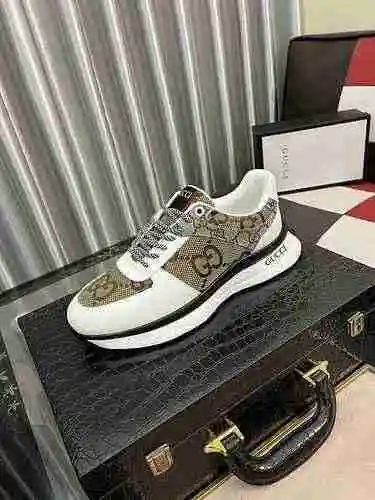 Código de zapato de hombre GUCCI: 0528B60 Talla: 38-44