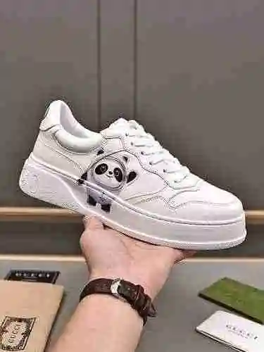Código de pareja GUCCI: 0602C40 Talla: Mujer 35-41, Hombre 38-46 (Mujer 41, Hombre 45-46, Personaliz