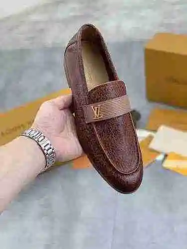 Zapato LV Hombre Código: 0521C40 Talla: 38-44 (45 personalizados sin devolución ni cambio)