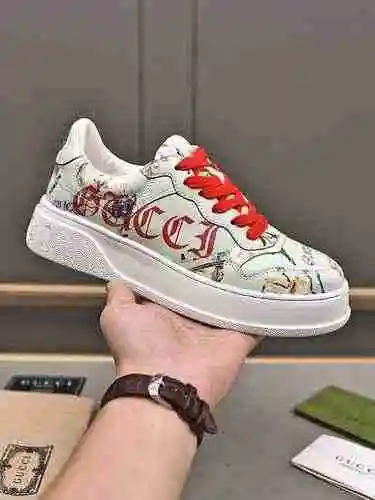 Código de pareja GUCCI: 0602C50 Talla: Mujer 35-41, Hombre 38-46 (Mujer 41, Hombre 45-46, Personaliz
