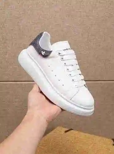 1139210 Los últimos zapatos blancos pequeños para hombre de alta gama de McQueen 38-44