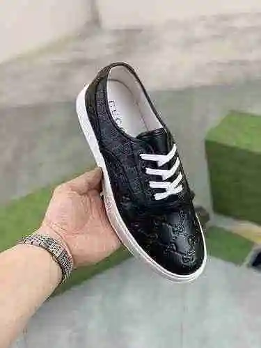 Código de zapato de hombre GUCCI: 0521B40 Talla: 38-44