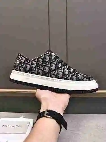 Código de calzado Dior para hombre: 0513B20 Talla: 38-44 (45 se puede personalizar)