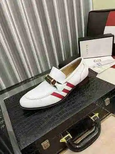 Zapato GUCCI para hombre Código: 0616C00 Talla: 38-44