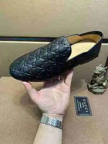 Zapato GUCCI para hombre Código: 0521B90 Talla: 38-44