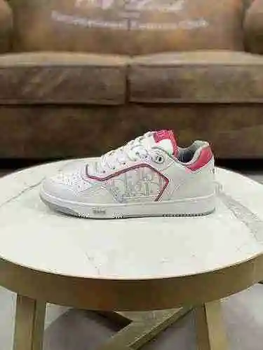 Código de pareja Dior: 0606D00 Talla: Mujer 35-40 Hombre 38-46 (Las tallas de hombre 38, 35, 46 son 