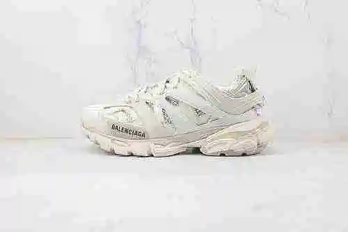 E30 | Soporte para almacenar la versión extranjera de Balenciaga, la tercera generación de la serie 