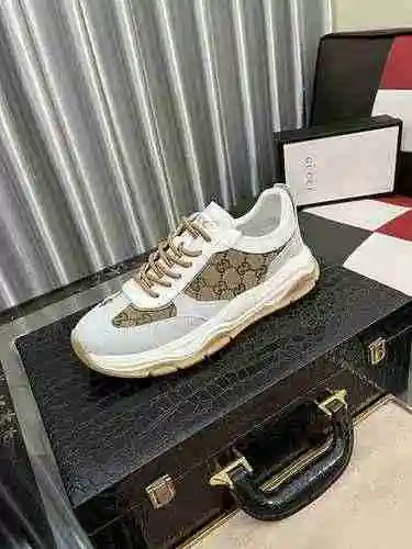 Código de zapato de hombre GUCCI: 0528B50 Talla: 38-44