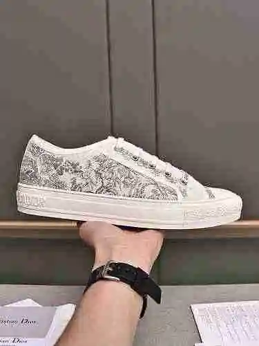 Código de calzado Dior para hombre: 0602B40 Talla: Mujer 35-39 (40 personalizada) Hombre 38-44 (45 p