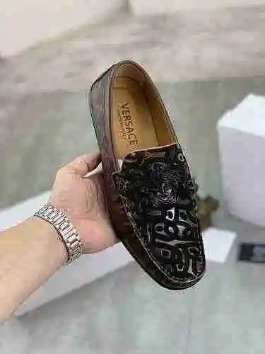 Zapato Versace Hombre Código: 0521B40 Talla: 38-44 (45 personalizados sin devolución ni cambio)
