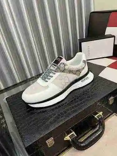 Código de zapato de hombre GUCCI: 0528B60 Talla: 38-44