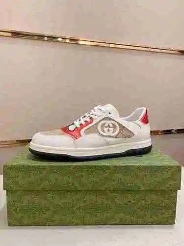 Código de zapato de hombre GUCCI: 0525B50 Talla: 38-44