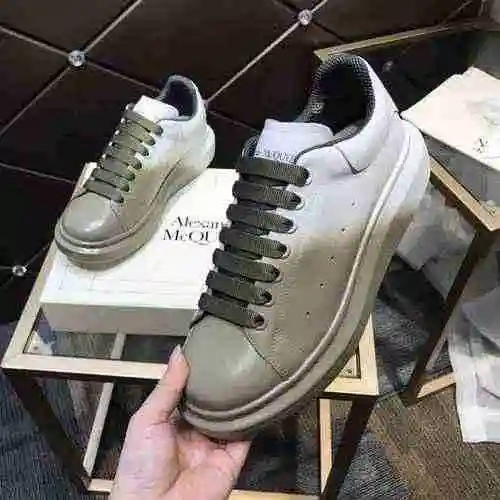 1092330 Nuevas zapatillas versátiles de la pareja McQueen 35-44