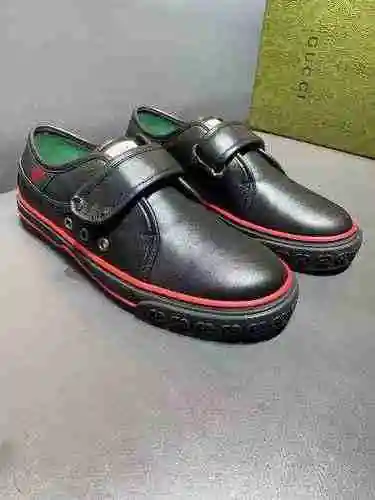 Gucci * Código de estilo de pareja: 0610B40 Talla: Mujer 35/40 Hombre 38/44