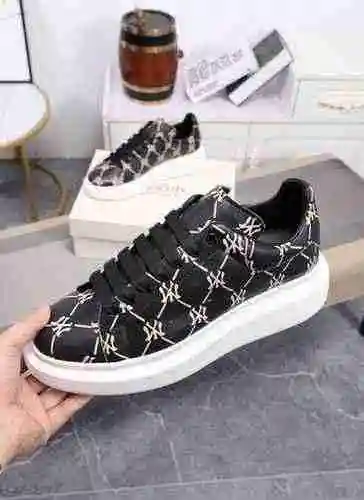 1074240Zapato casual de moda McQueen para hombre 38-44