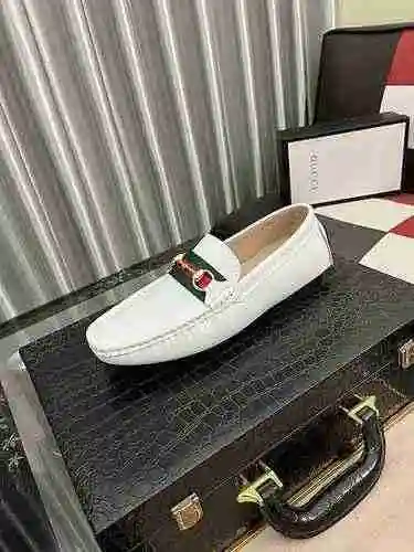 Código de zapato de hombre GUCCI: 0528B30 Talla: 38-44