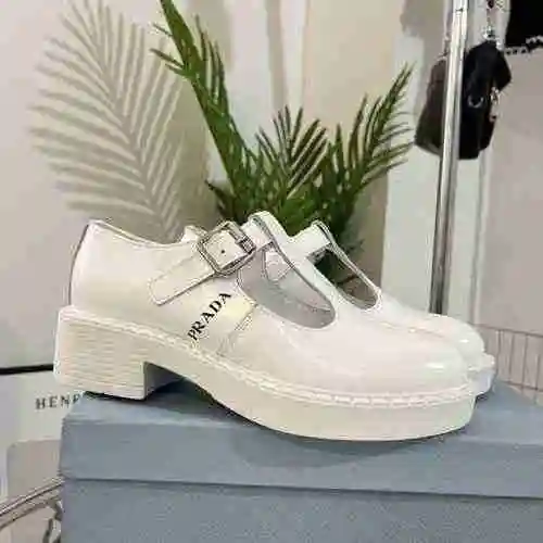 Zapato Prada Mujer Código: 0227C20 Talla: 35-40 (41 Personalizado sin devolución ni cambio)
