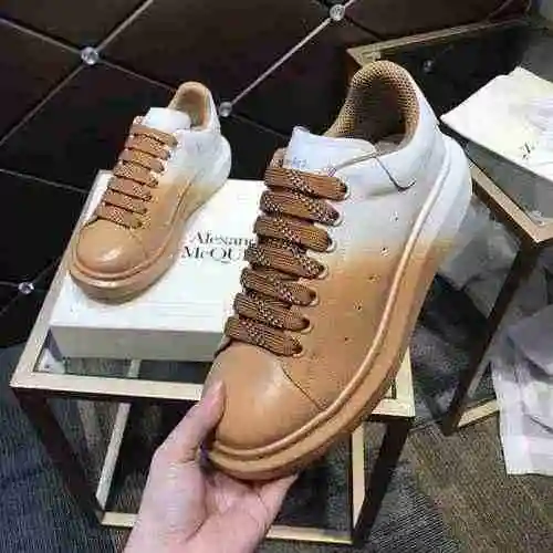 1092330 Nuevas zapatillas versátiles de la pareja McQueen 35-44