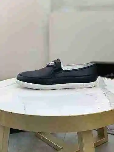 Código de calzado Prada para hombre: 0521C30 Talla: 38-44 (45 se puede personalizar)