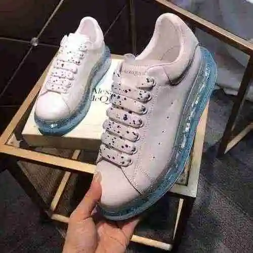 1092300McQueen Classic Couple Zapatos pequeños blancos versátiles populares 35-44