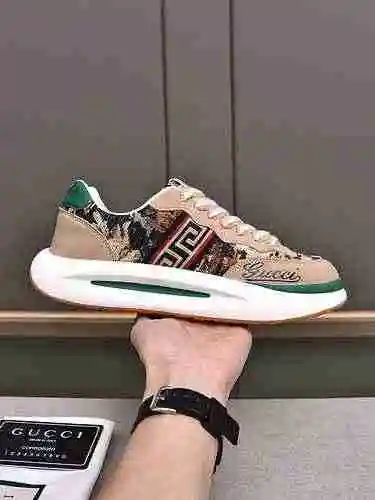 Código de zapato de hombre GUCCI: 0523B60 Talla: 38-44