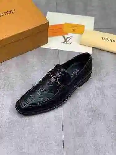 Zapato LV Hombre Código: 0521C00 Talla: 38-44 (45 personalizados sin devolución ni cambio)